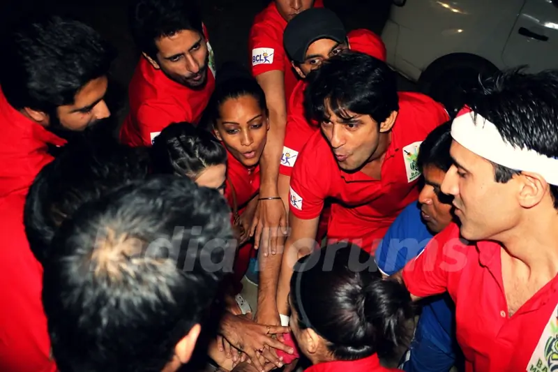 Kolkata Baabu Moshay's Practise Sessions