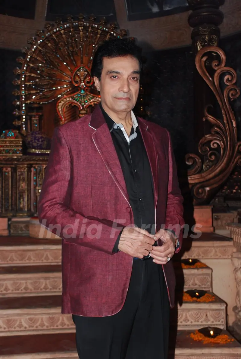 Dheeraj Kumar poses for the media at the Launch of Singhasan Battisi