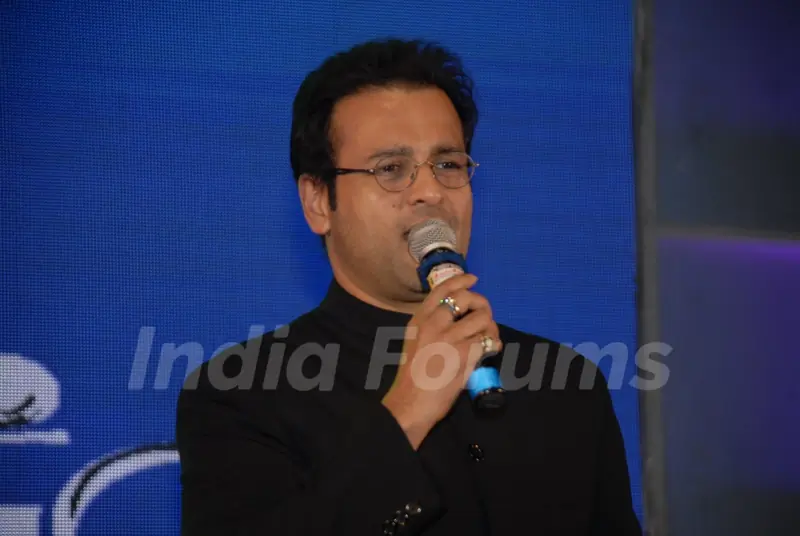 Rohit Roy hosts Lalitya Munshaw's Concert