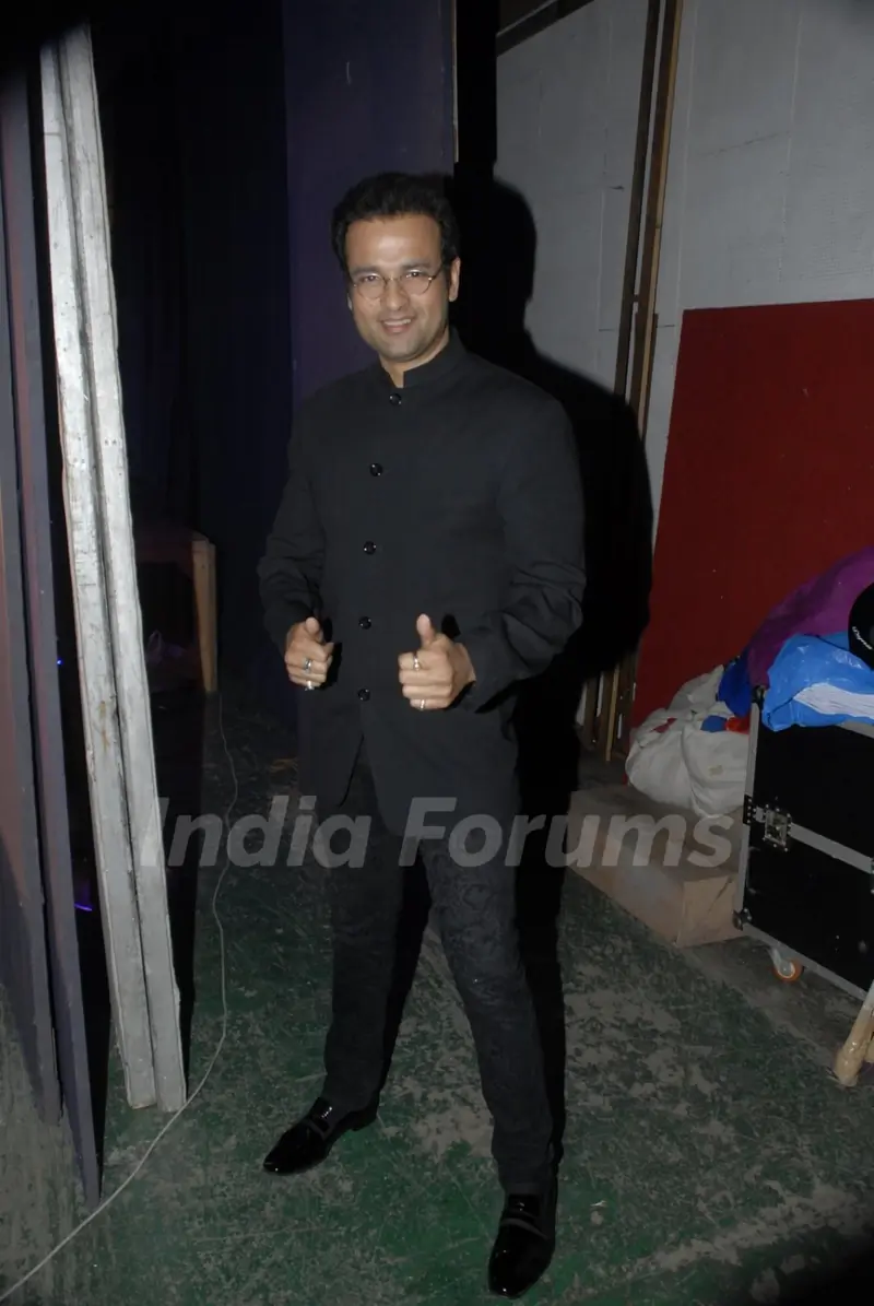 Rohit Roy hosts Lalitya Munshaw's Concert
