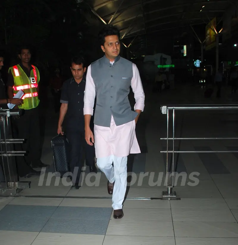 Riteish Deshmukh was snapped at Airport