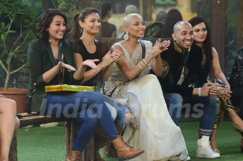 Sonakshi Sinha at Bigg Boss 8