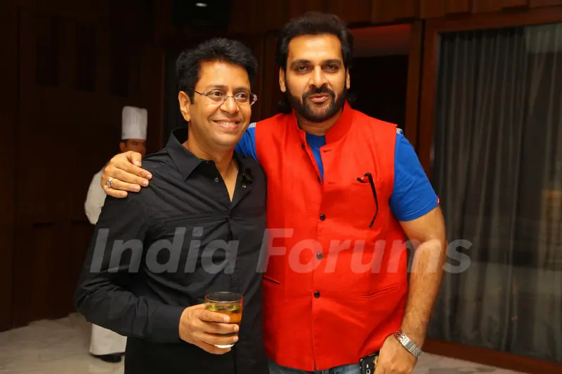 Anand Saxena poses with Shahbaaz Khan at his Birthday Bash