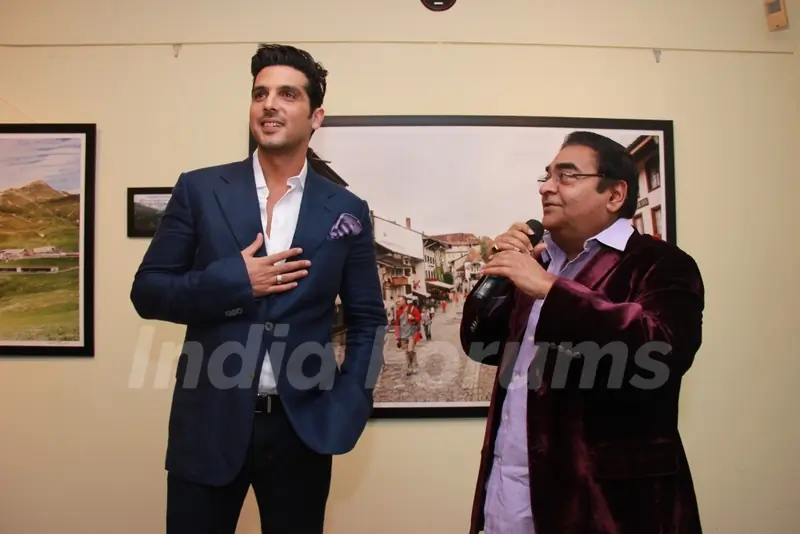 Mukesh Batra talks about Zayed Khan at the Photo Exhibition