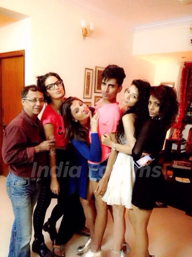 Deepshikha Nagpal throws Party for her Ex Co-Contestant of Bigg Boss