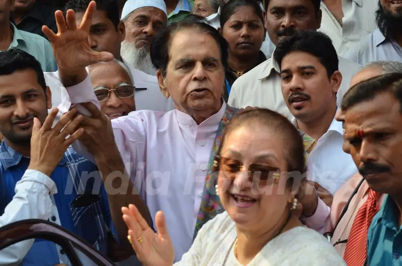 Dilip Kumar waves out to his fans