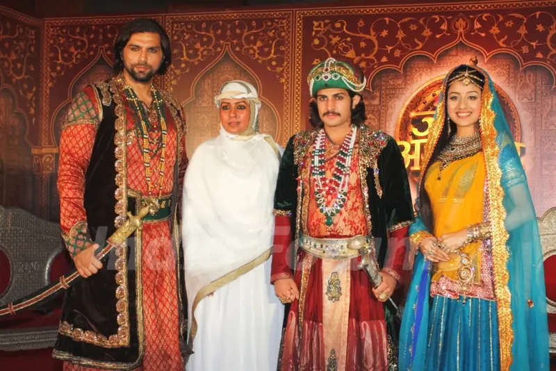 Rajat tokas, Paridhi sharma, Ashwini Kalsekar and Chetan Hansraj in Jodha akbar