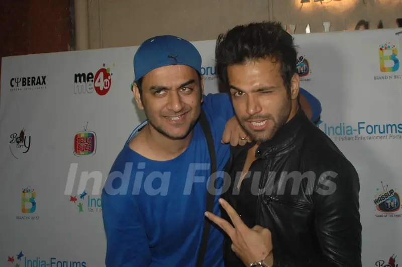Rithvik Dhanjani with Vikas Gupta at India-Forums 11th Anniversary Bash