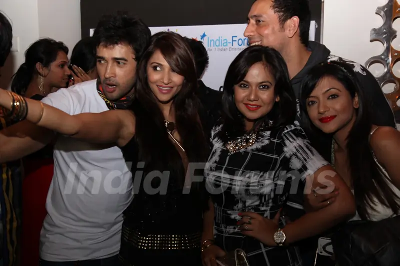 Celebs pose for the camera at India-Forums 11th Anniversary Bash