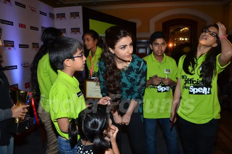 Soha Ali Khan interacts with the children at ITC Classmates Event