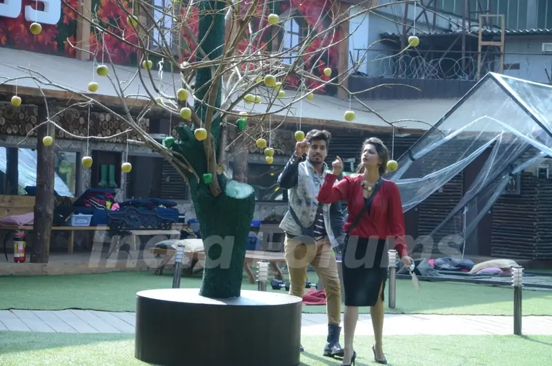 Bigg Boss - Halla Bol