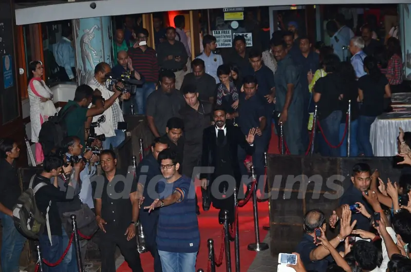 Dhanush makes an exit from the Trailer Launch of Shamitabh