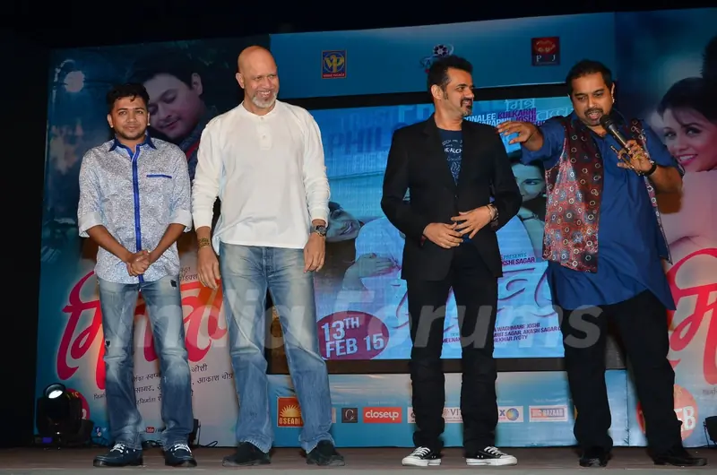 Shankar Mahadevan interacts with the audience at the Music Launch of Marathi Movie Mitwa