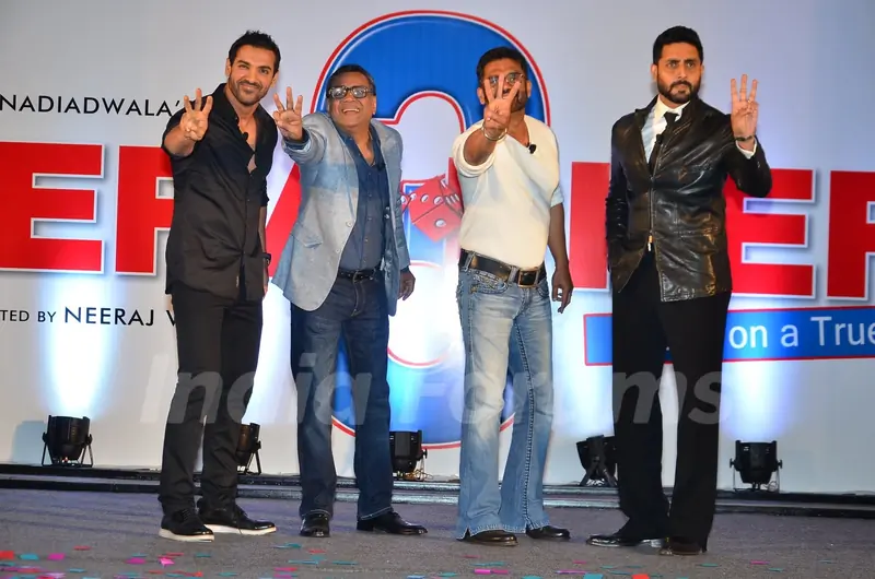 Team poses for the media at the Launch of Hera Pheri 3