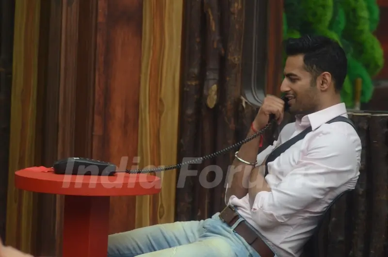 Bigg Boss - Halla Bol