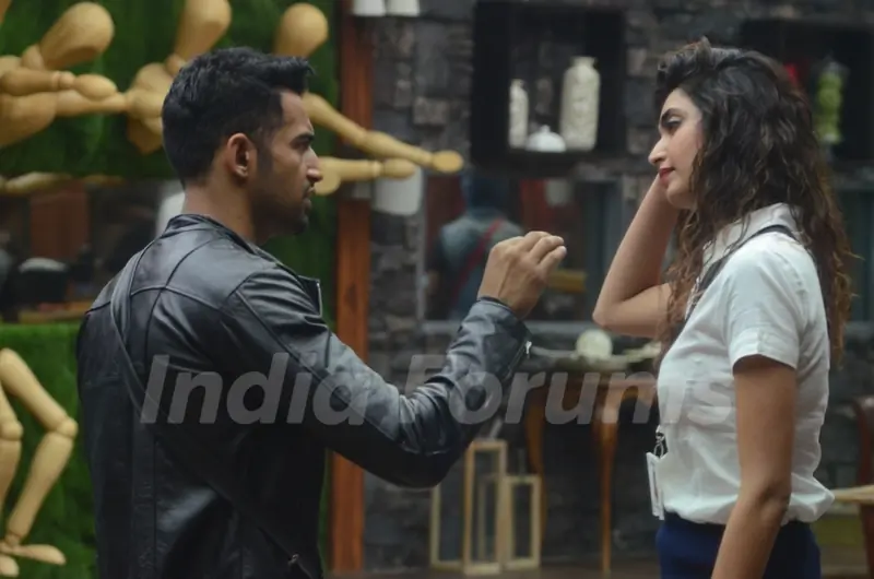 Bigg Boss - Halla Bol