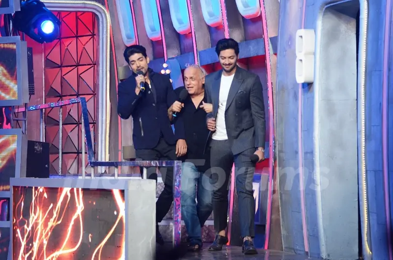 Promotions of Khamoshiyan on Bigg Boss - Halla Bol
