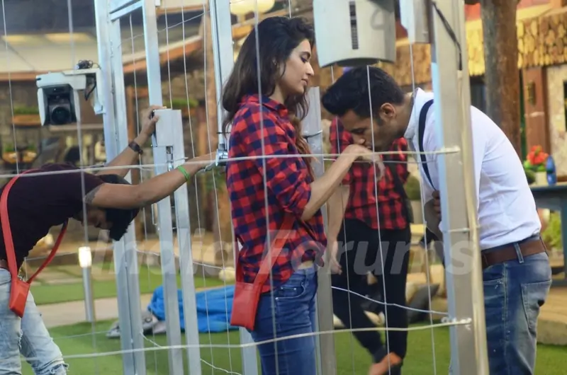 Bigg Boss - Halla Bol