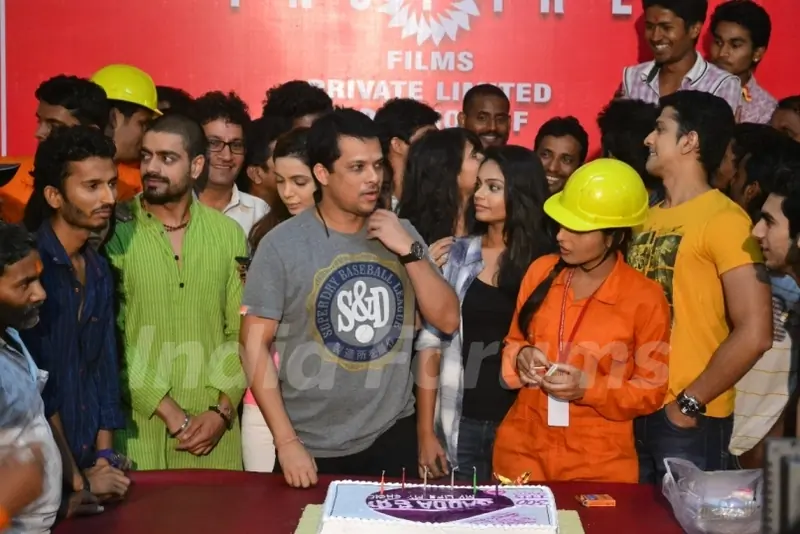 Saada Haq Completes 300 Episodes