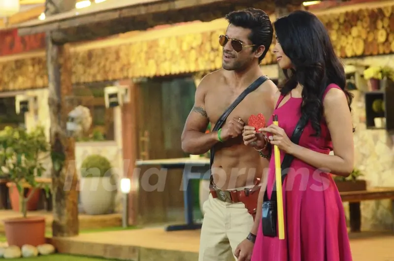 Bigg Boss - Halla Bol