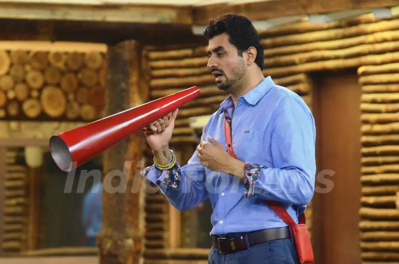 Bigg Boss - Halla Bol