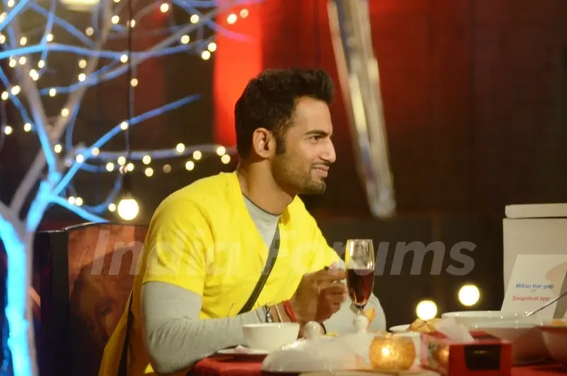 Bigg Boss - Halla Bol