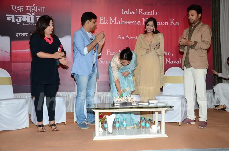 Deepti Naval was snapped cutting a cake at Irshad Kamil's Book Launch