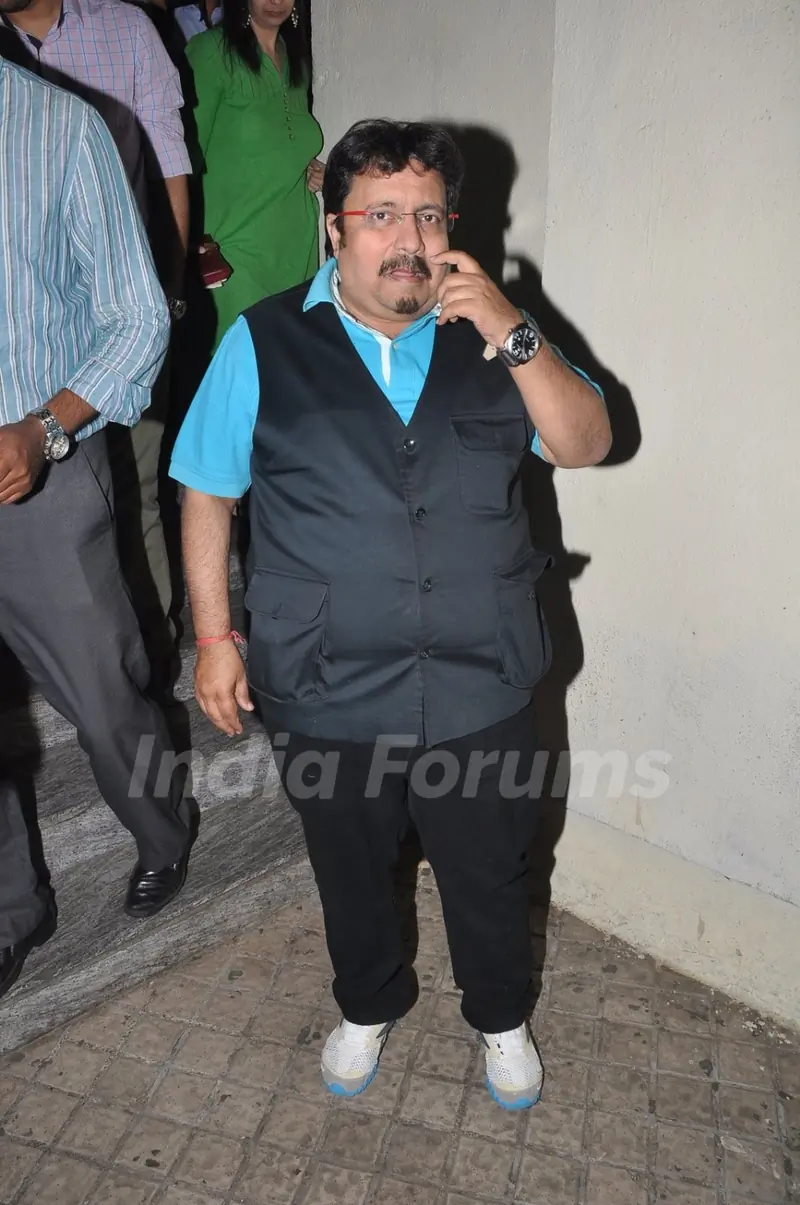 Neeraj Vora poses for the media at the Special Screening of Shamitabh