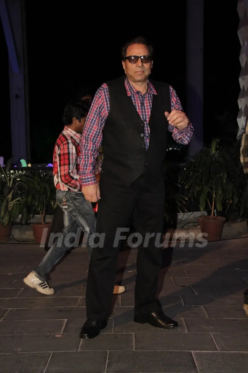 Dharmendra was at Smita Thackerey's Son's Wedding Reception