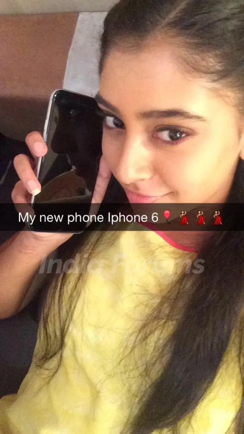 Niti selfie at shoot6