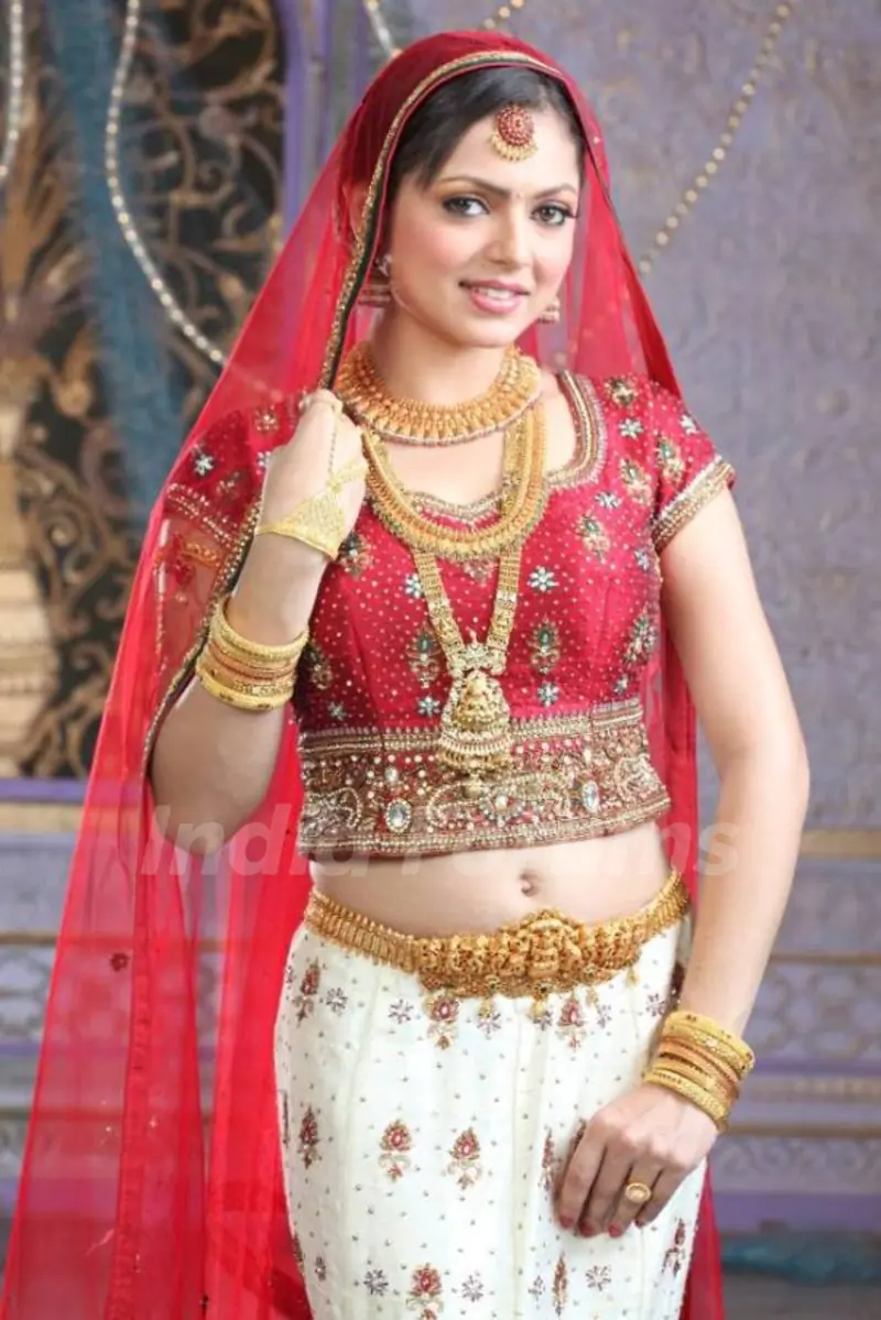 Drashti Dhami