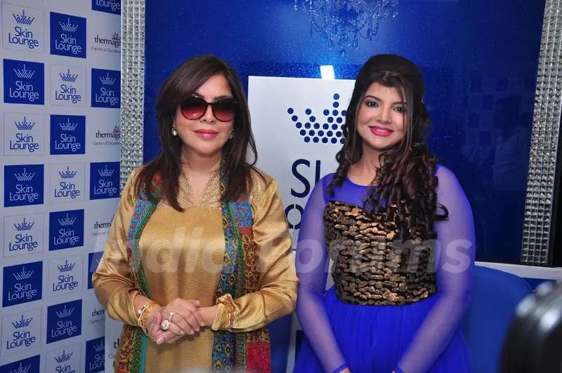 Zeenat Aman launches Skin Lounge in Mumbai