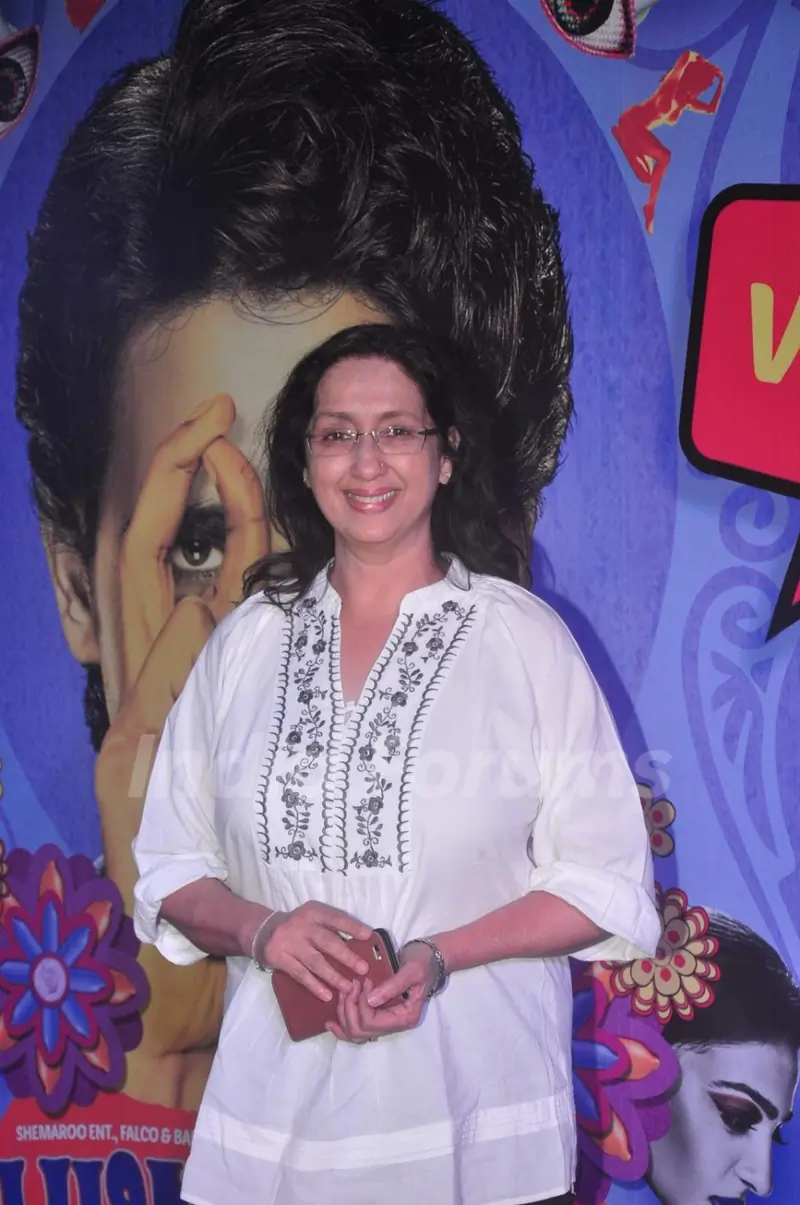 Neena Kulkarni poses for the media at the Premier of Hunterrr