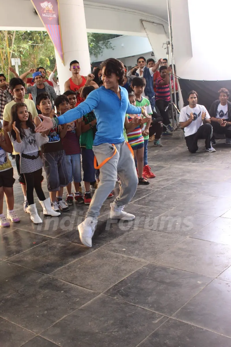 Tiger Shroff shakes a leg with kids at T-Series Music Video Shoot