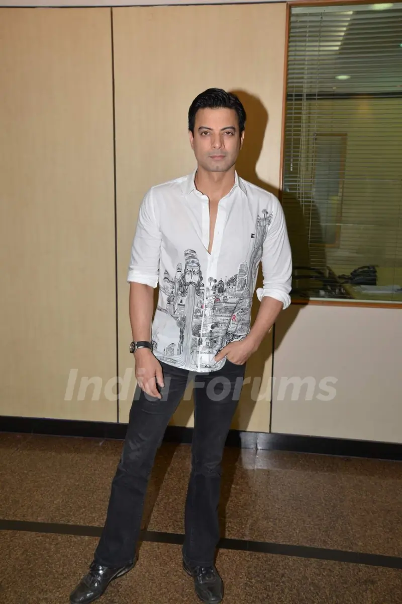 Rahul Bhat was at the 50th Show of Ashvin Gidwani's Play 'Two To Tango Three To Jive'