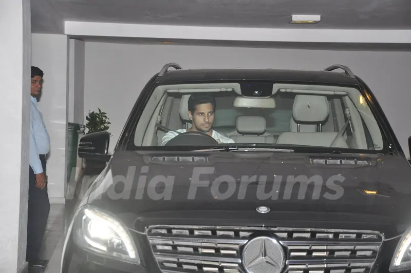 Sidharth Malhotra Snapped at Karan Johar's Bash