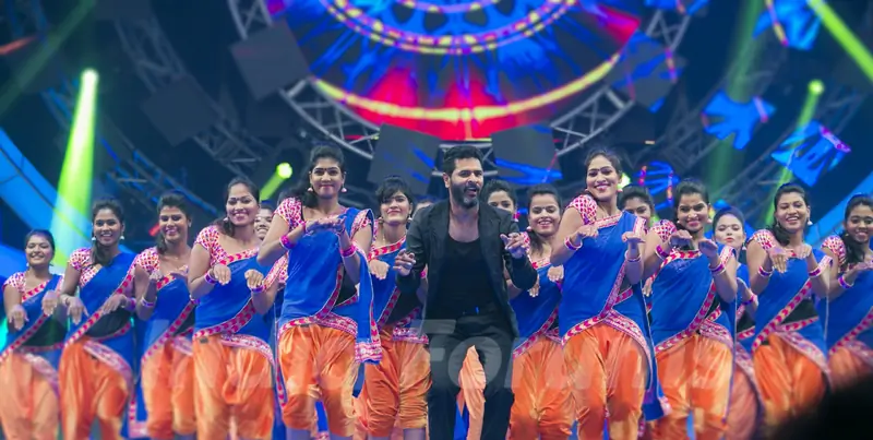 Prabhu Deva performs at Vijay Awards 2015