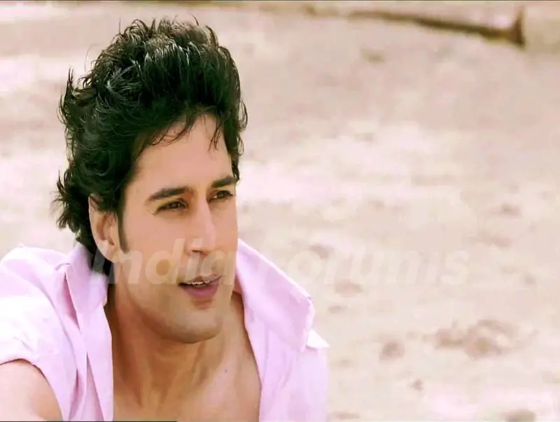 Rajeev Khandelwal in Table No. 21 movie
