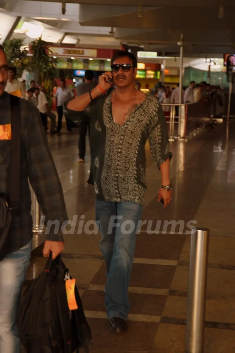 Ajay Devgn Snapped at Airport