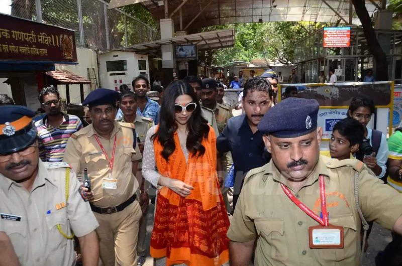 Deepika Snapped at Siddhivinayak