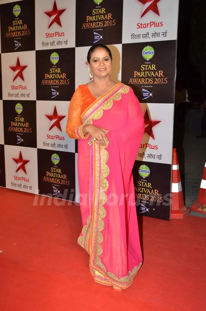 Rupal Patel poses for the media at Star Parivaar Awards 2015
