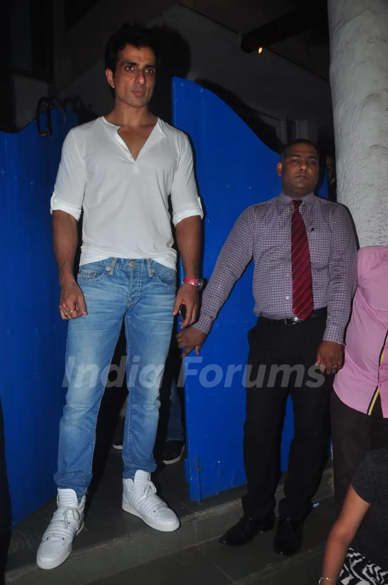 Sonu Sood at Deepika's Success Bash for Piku!
