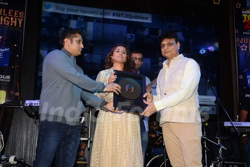 Irshad Kamil at Radio Mirchi Top 20 Awards