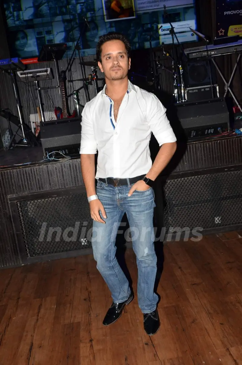 Raghav Sachar at Radio Mirchi Top 20 Awards