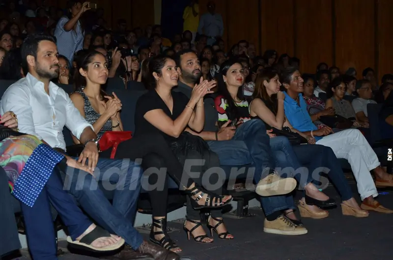 Emran Hashmi With His Family and Chunky Pandey at Shiamak Davar show!