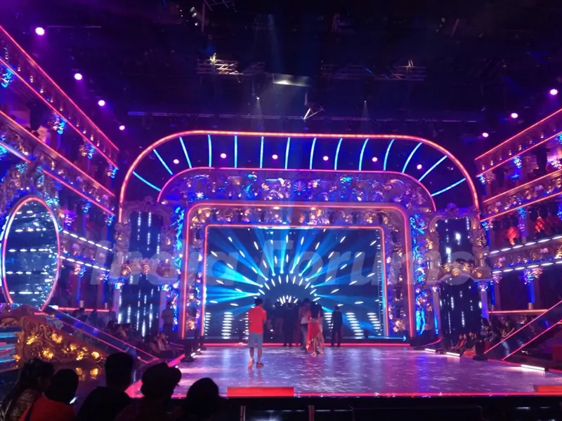 Jhalak Dikhla Jaa 8 Sets