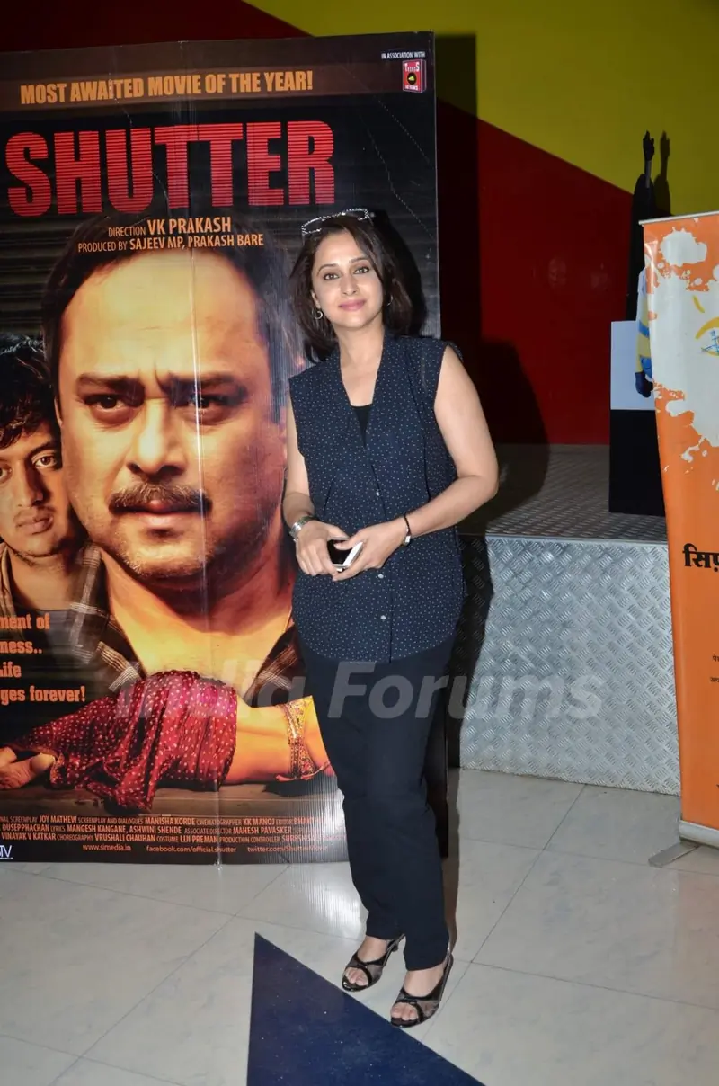 Mrinal Kulkarni at Premiere of Marathi Movie 'Shutter'