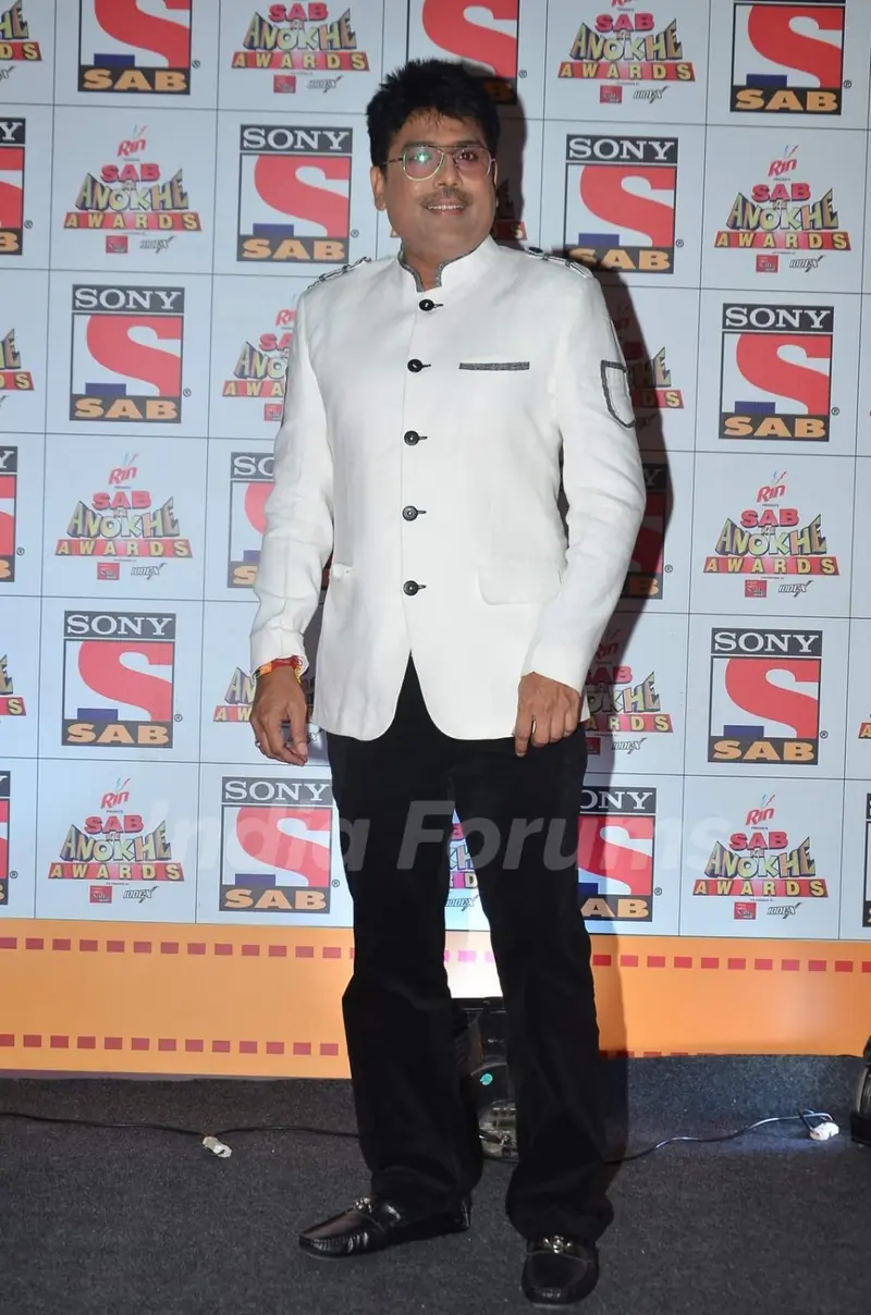 Shailesh Lodha poses for the media at SAB Ke Anokhe Awards