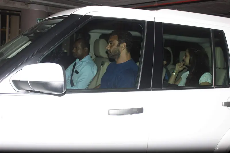 Sohail Khan was snapped with Family at International Airport while returning from a holiday