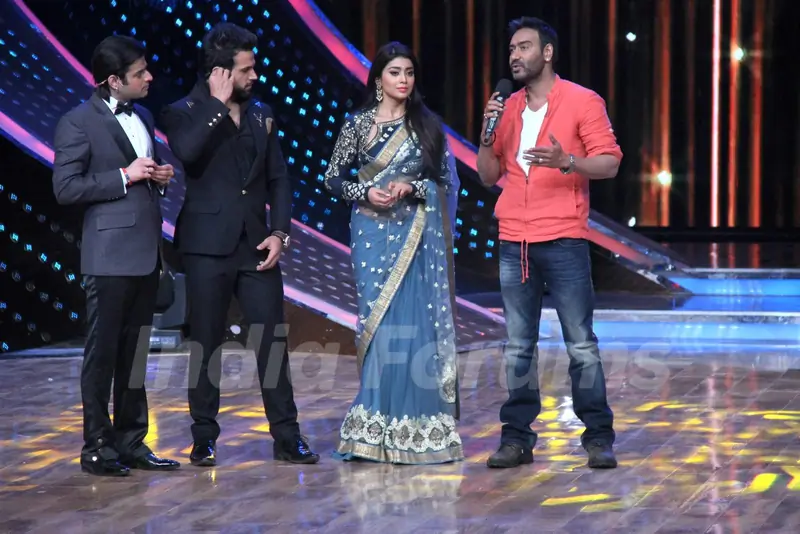 Ajay Devgn interacts with the audience at the Promotions of Drishyam on Nach Baliye 7